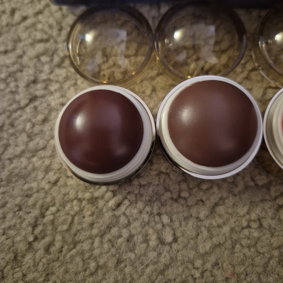 MERIT Mini Flush Balm Blush Trio Limited Edition Holiday 2025 - Picture 4 of 7